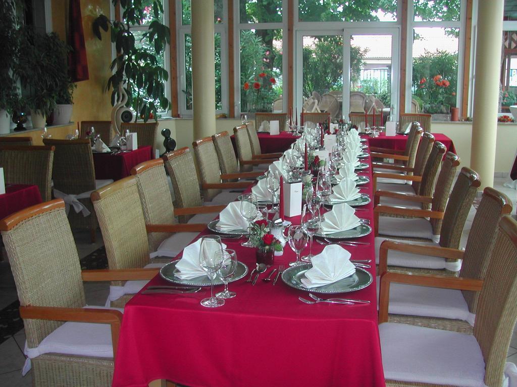 Hotel Restaurant Boeck "Roter Hahn" Sankt Poelten Extérieur photo
