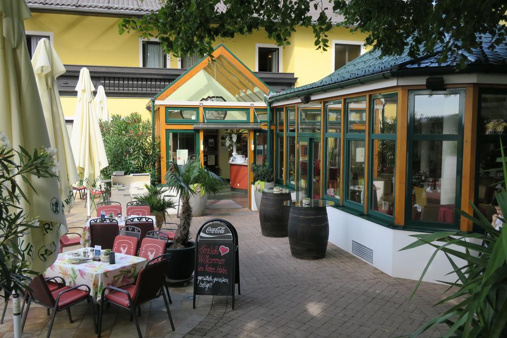 Hotel Restaurant Boeck "Roter Hahn" Sankt Poelten Extérieur photo