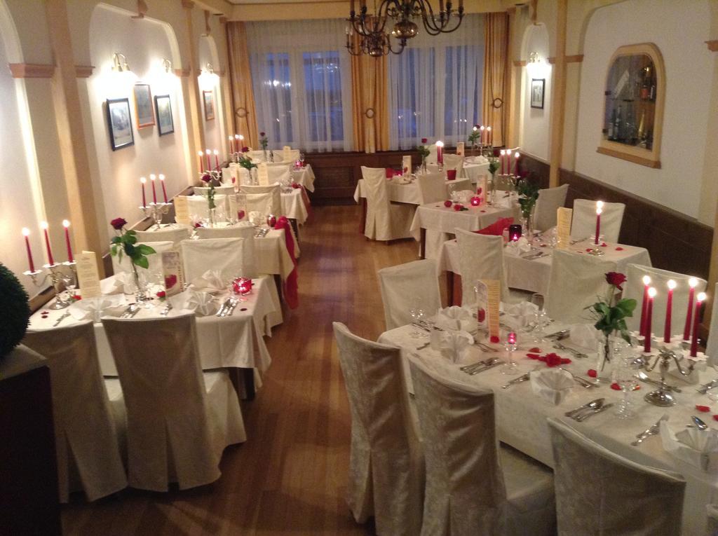 Hotel Restaurant Boeck "Roter Hahn" Sankt Poelten Extérieur photo